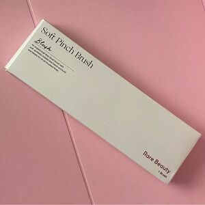Rare Beauty Soft Pinch Blush Brush